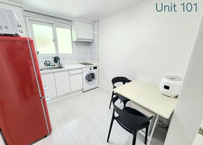 Bukchon 주차가능 확인필요 Apartment